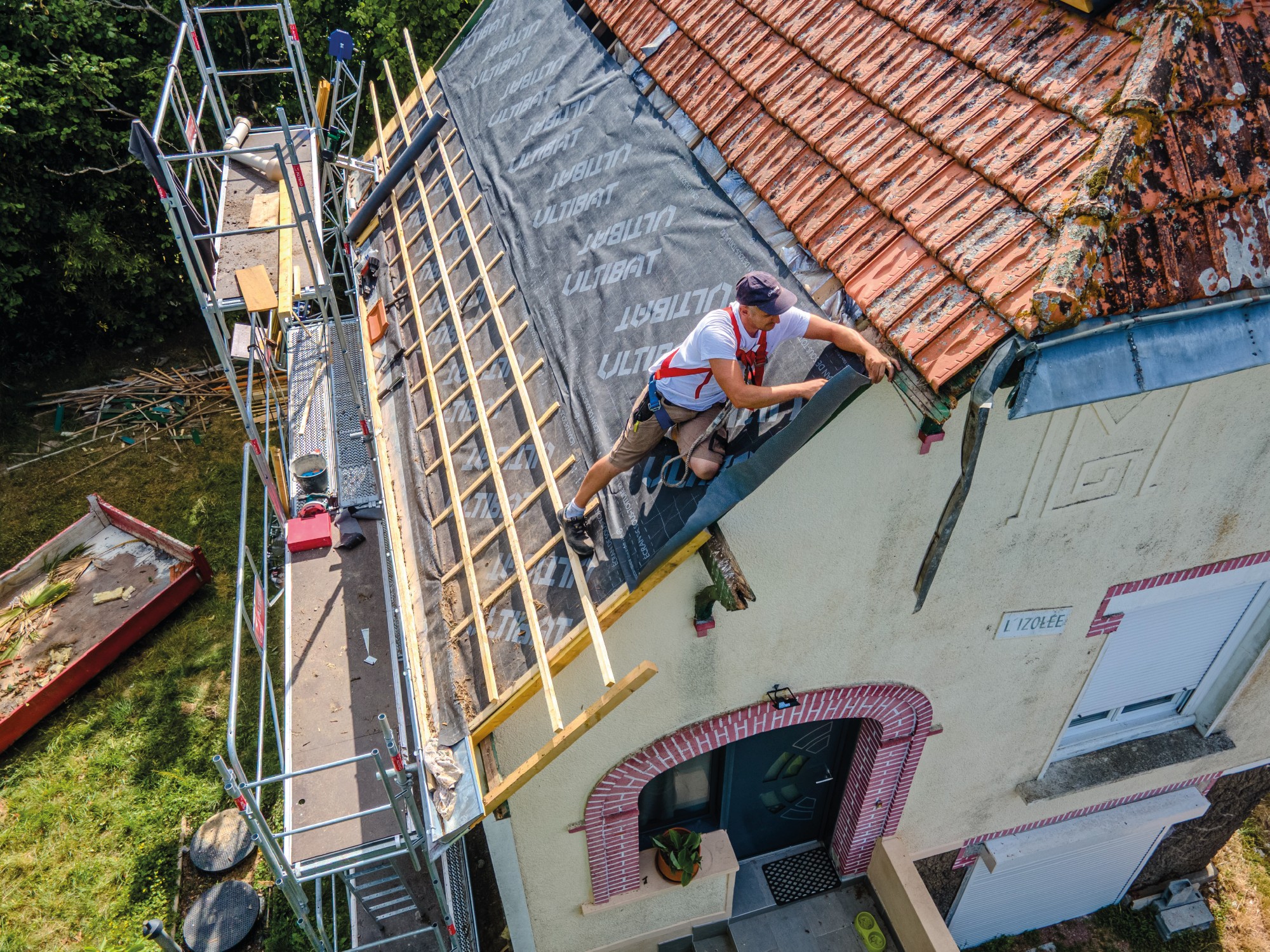 photo drone chantier couverture tuile DronEsprit 01