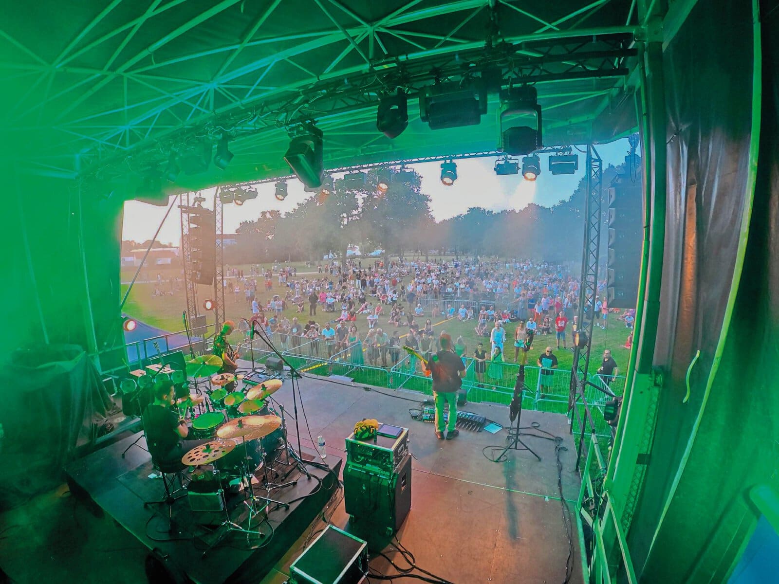 Photo prise à l'osmo 360 depuis la scène lors de la fête de la musique à Challans, organisé par le comité des fêtes.